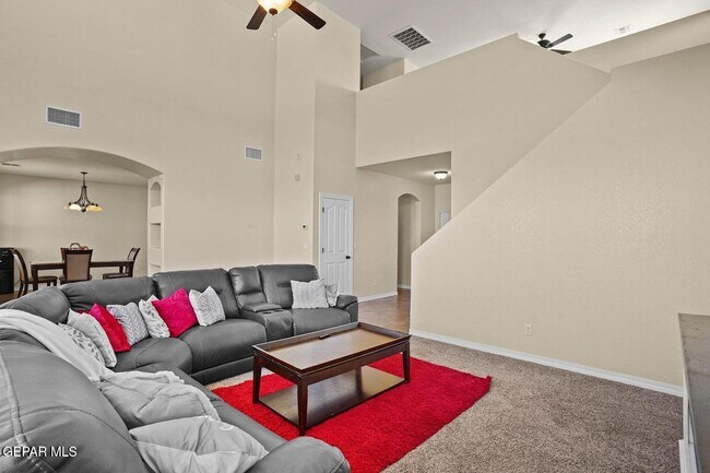 Building Photo - 13157 Lost Willow