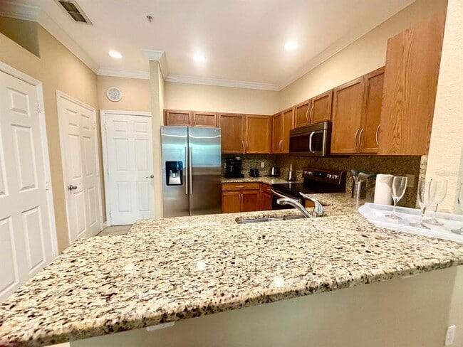 Building Photo - 3041 Ashland Ln S