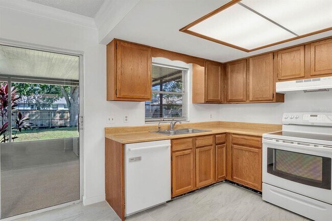 Building Photo - 6449 Eve St