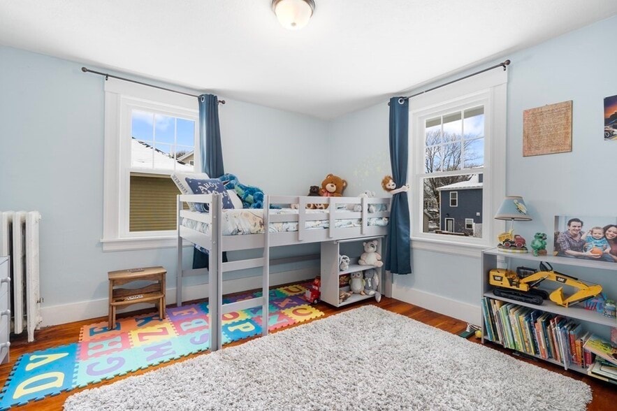 Building Photo - 180 Jerome St