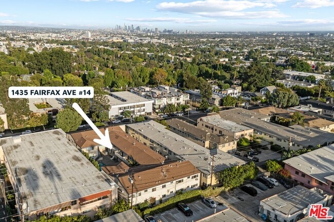 Building Photo - 1435 N Fairfax Ave