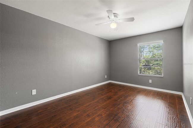 Building Photo - 5440 S MacDill Ave