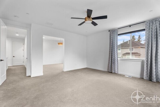 Building Photo - 990 W Magnolia Loop