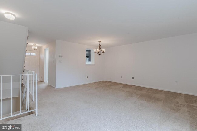 Building Photo - 14405 Black Horse Ct