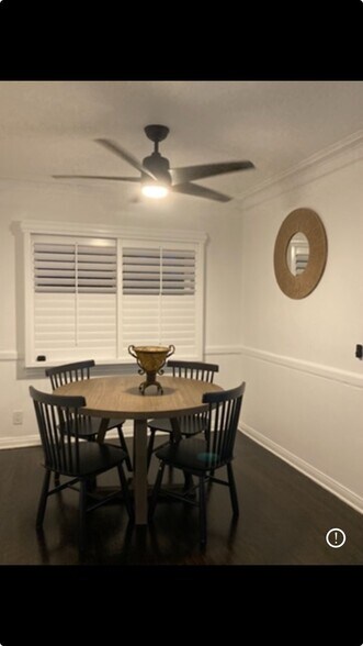 Building Photo - 3616 W Adams Blvd