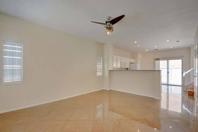 Building Photo - Beautiful two bedroom in great location