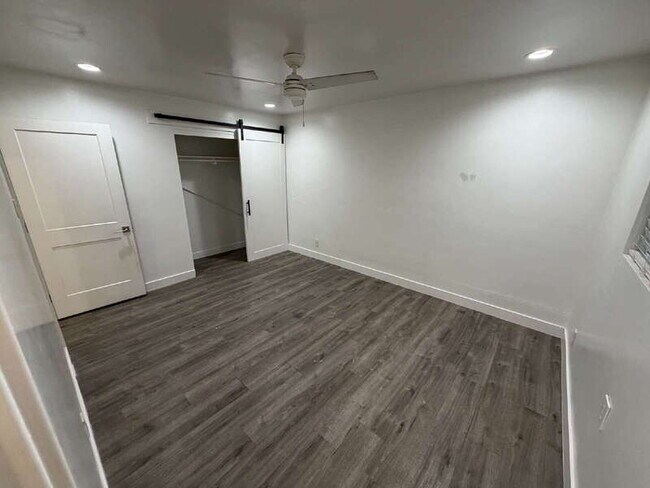 Building Photo - 1716 S Shafer Dr