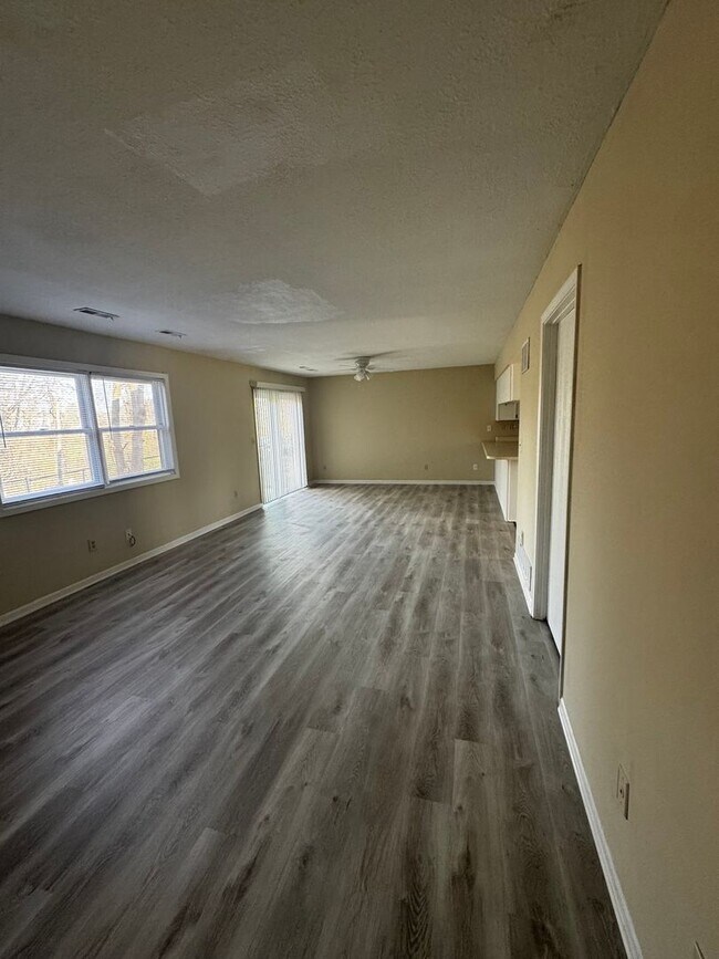 Building Photo - 365/367 Catherine