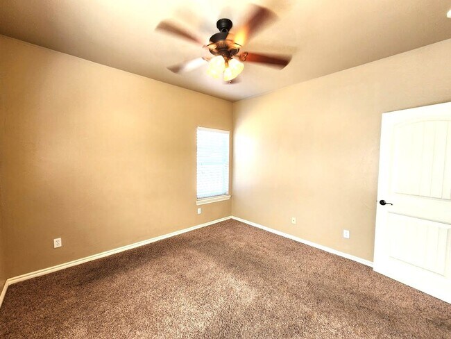 Building Photo - 13707 Oxford Dr