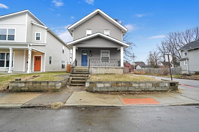 Building Photo - 914 Ellsworth Ave