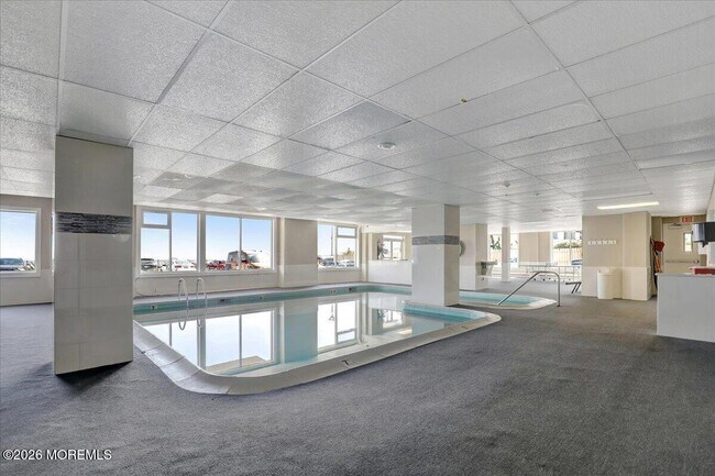 Building Photo - 675 Ocean Ave N