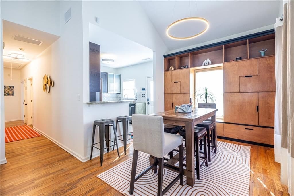 Building Photo - 69 Randolph St NE