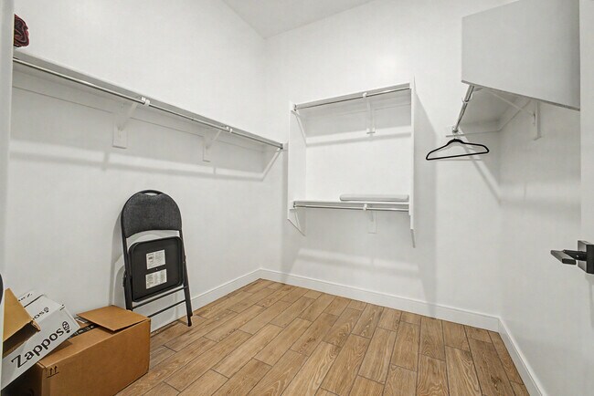 Building Photo - 4412 N 203rd Dr
