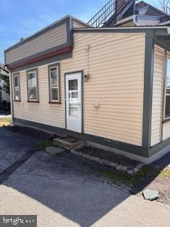 Building Photo - 457 W Lancaster Ave