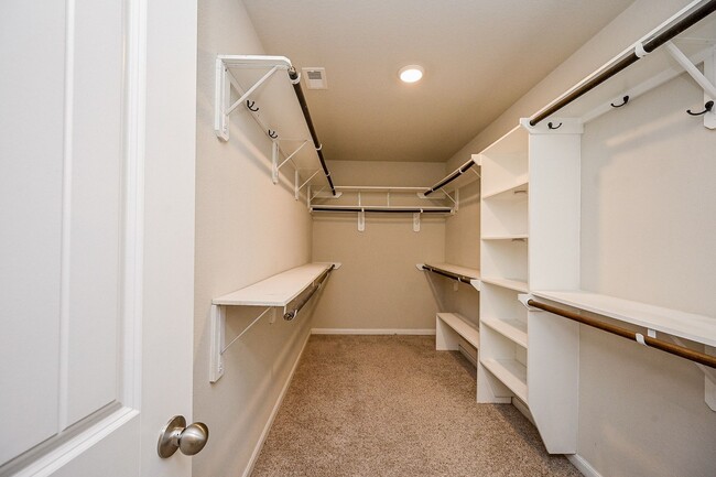 Building Photo - 18335 Stablewood Manor Trail