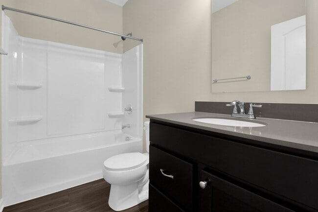 Building Photo - 40 Oldham Ct