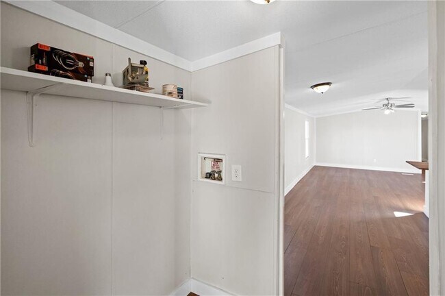 Building Photo - 16962 Lea Cir
