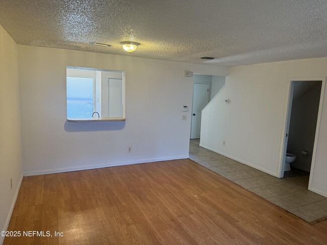 Building Photo - 1210 Whitlock Ave