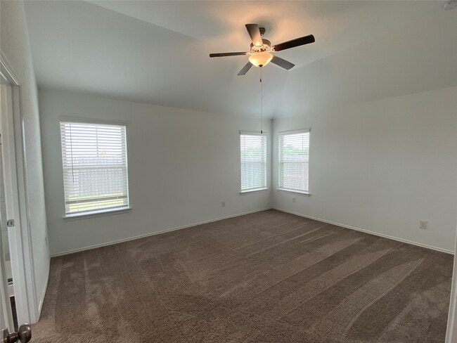 Building Photo - 25918 Steele Flower Dr