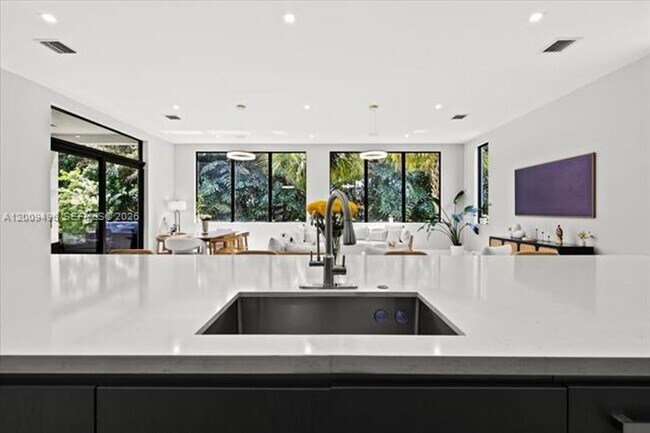 Building Photo - 12120 Rhino Oaks Dr