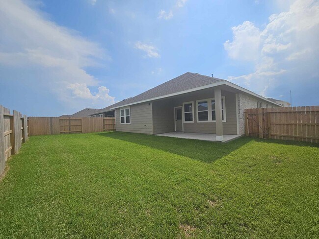 Building Photo - 8438 Tranquil Bay Ct