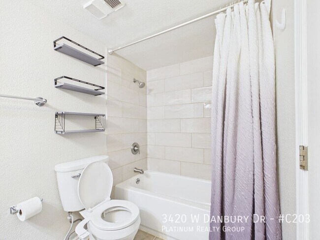 Building Photo - 3420 W Danbury Dr