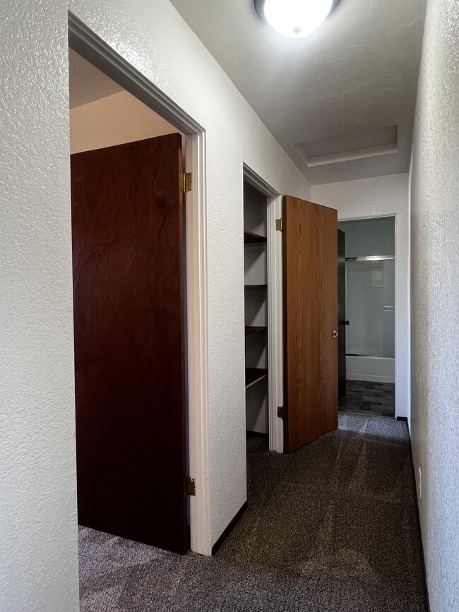 Building Photo - 2808 Harrison Ave