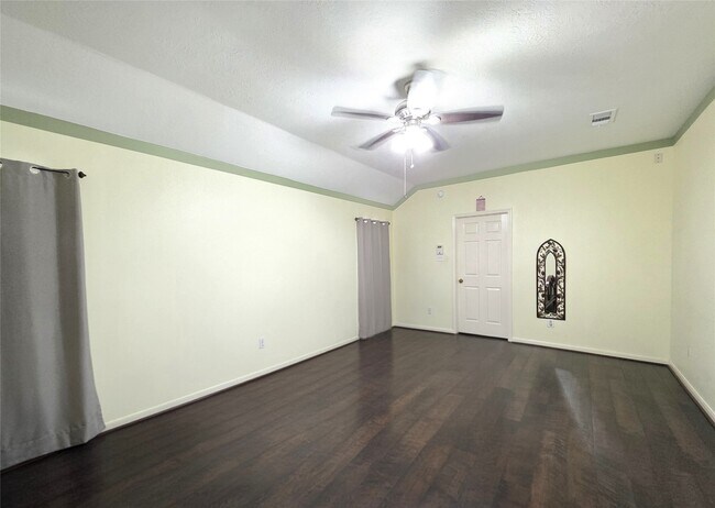 Building Photo - 17226 Stratford Green Dr