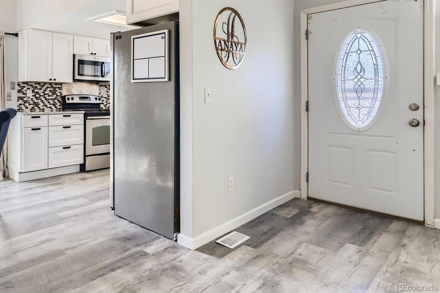 Building Photo - 4636 S Buckley Way