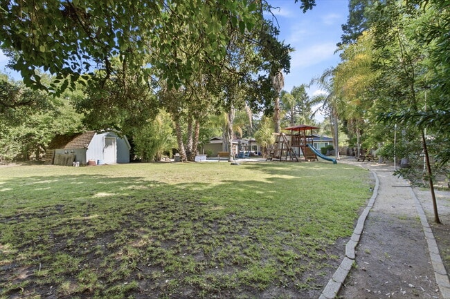 Building Photo - Diablo Road