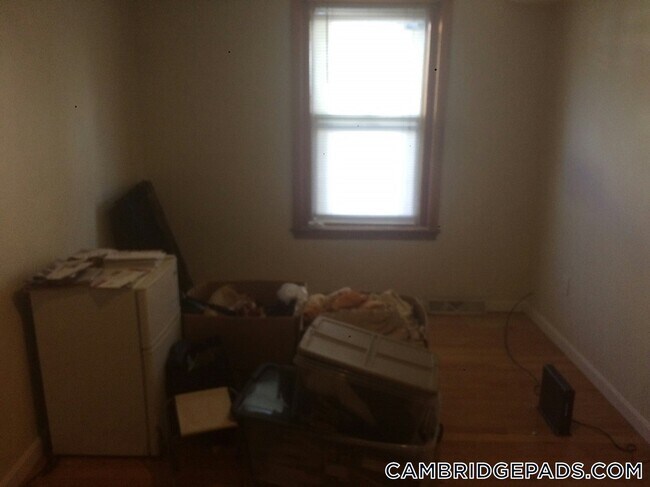 Building Photo - 9 Fulkerson St