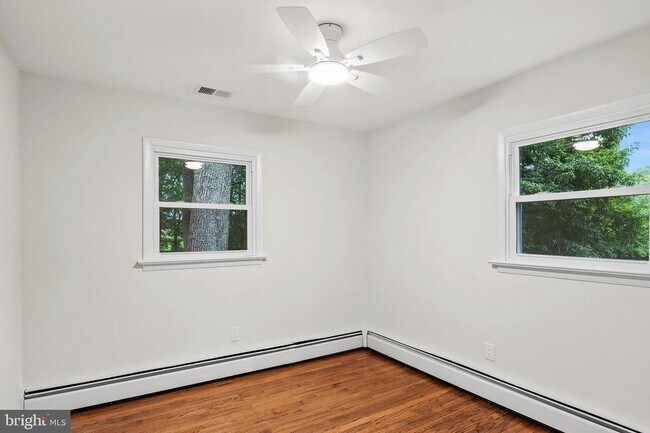 Building Photo - 16480 Ed Warfield Rd