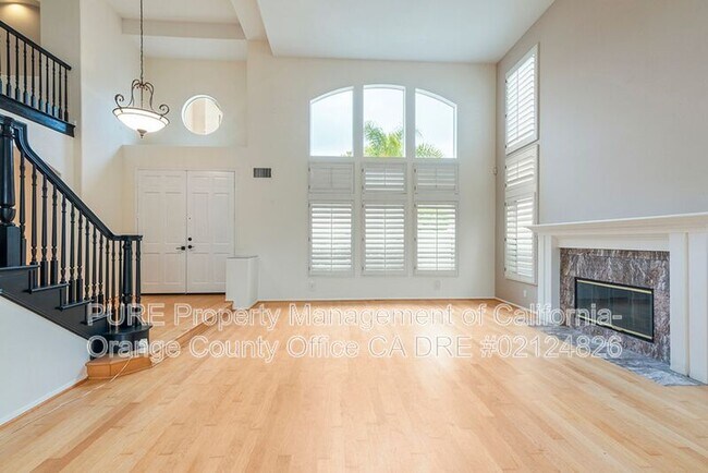 Building Photo - 11930 N Riviera