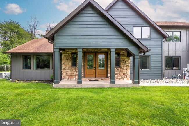 Building Photo - 125 Edison Furlong Rd