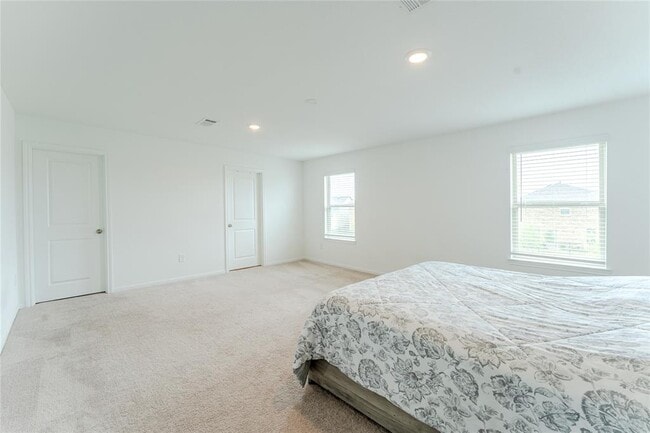 Building Photo - 1017 Laguna Cv Dr