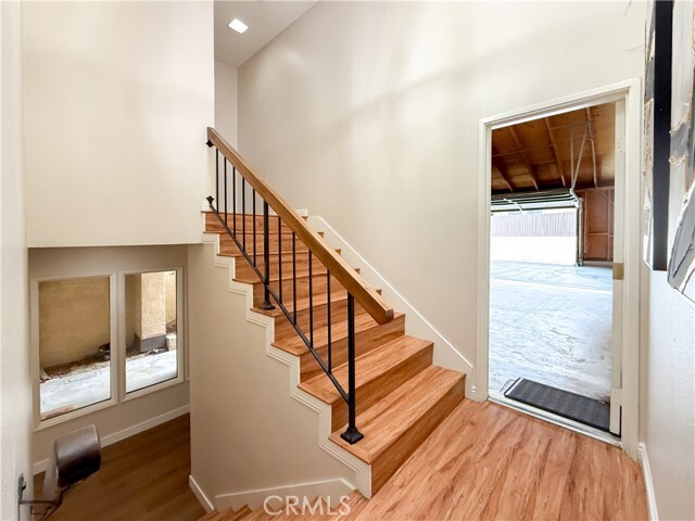 Building Photo - 1034 Romney Dr