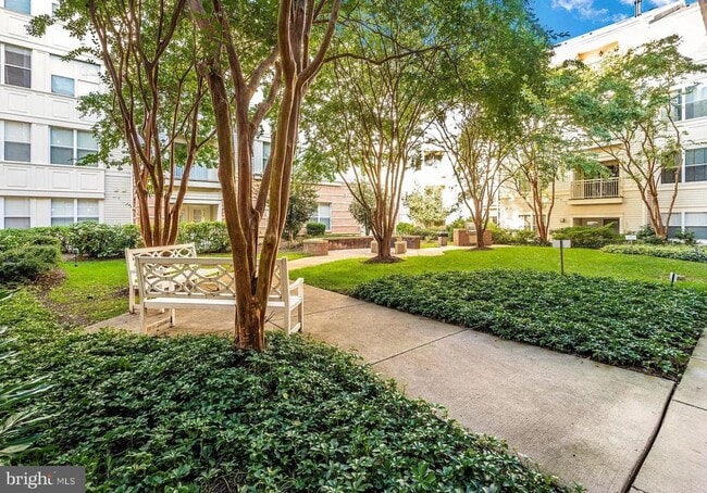 Building Photo - 9490 Virginia Center Blvd