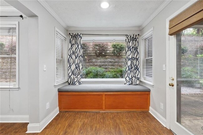 Building Photo - 13 Normandy Ct