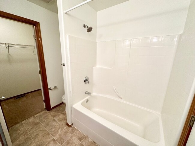 Building Photo - Charming 4-Bedroom Home with Large Fenced Yard and Modern Updates in Ellensburg