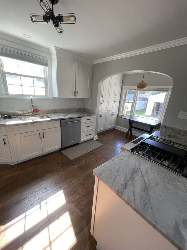 Building Photo - 434 Druid Hill Ave