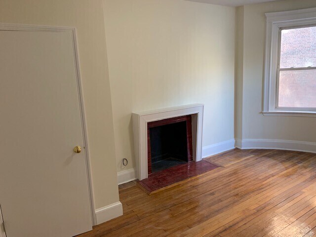 Building Photo - 1789 Beacon St