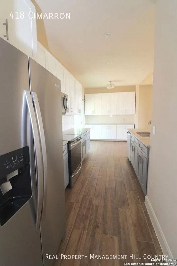 Building Photo - 418 Cimarron-