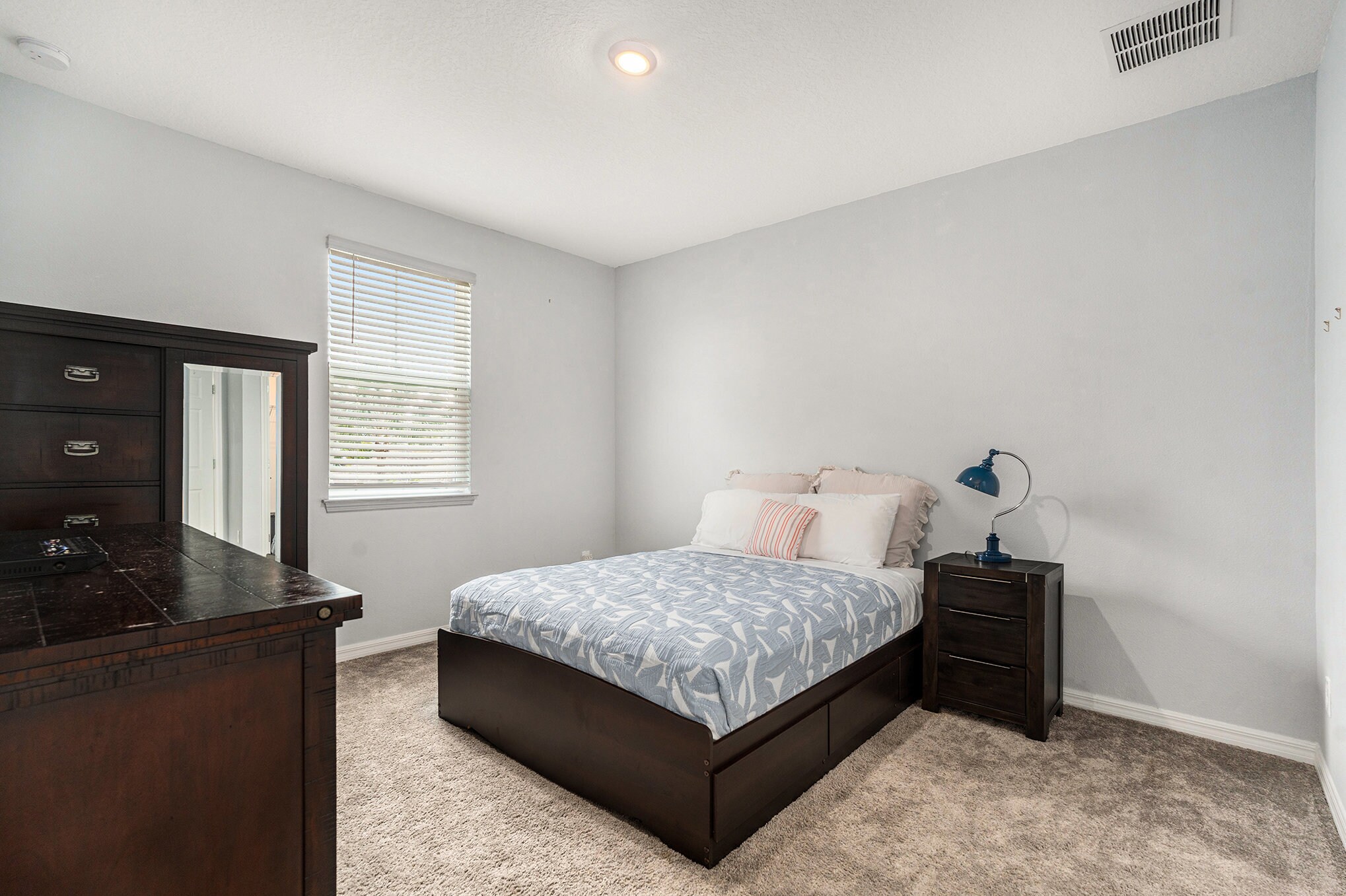 Building Photo - 1105 Lady Gouldian Ct