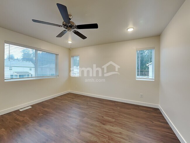 Building Photo - 7918 Verona Loop