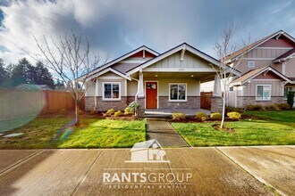 Building Photo - Bright 3-Bedroom, 2-Bathroom Rambler in Olympia!