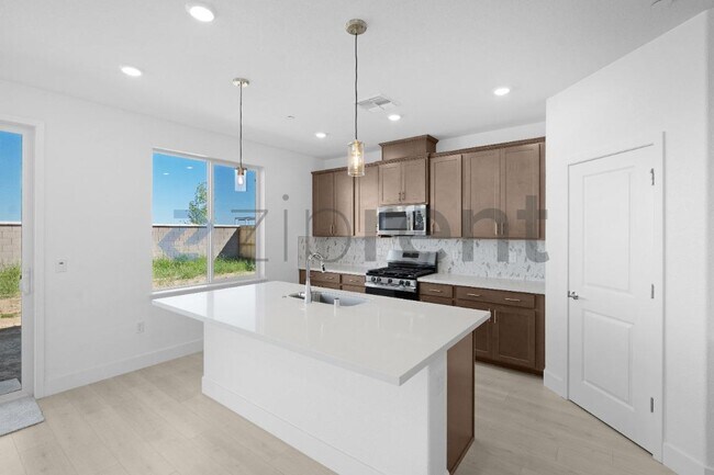 Building Photo - 8069 Gwinn Cir