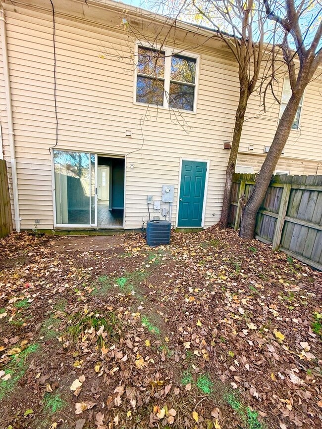 Building Photo - *** RENT READY!! Newly remodeled townhome! ALL Laminate.