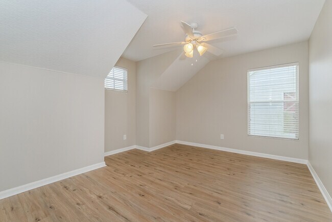Building Photo - 10923 Brucehaven Dr