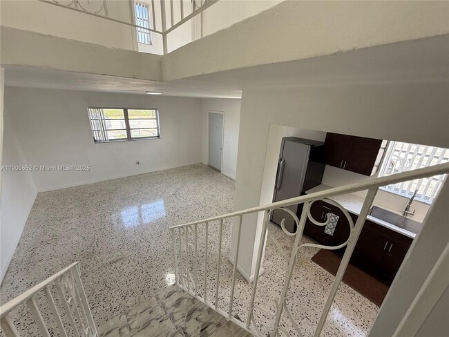 Building Photo - 3200 SW 88th Pl