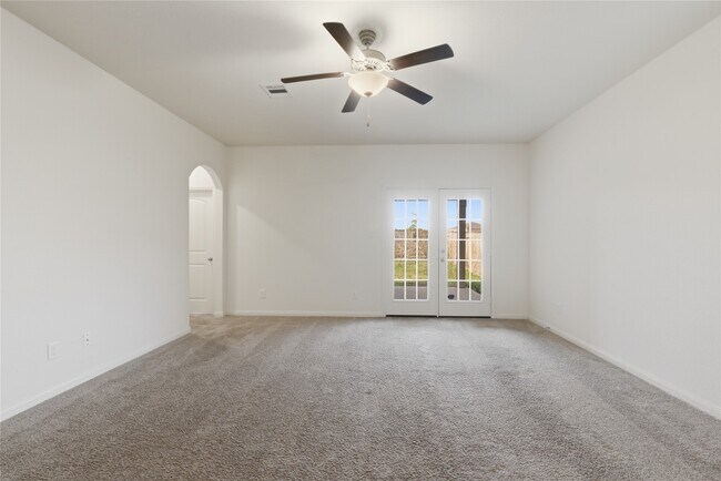 Building Photo - 11023 Hillside Creek Dr